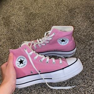 Women’s Chuck Taylor All Star Lift Platform Pink Converse